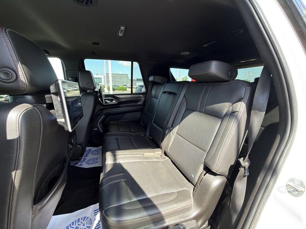 Used 2021 Chevrolet Tahoe RST w/ Luxury Package AWD/4WD image 24