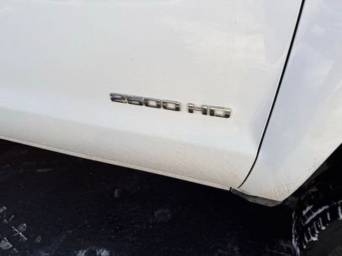 Used 2019 Chevrolet Silverado 2500 W/T image 9