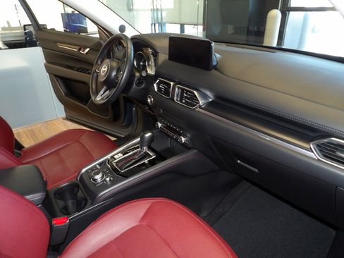 Certified 2023 MAZDA CX-5 Carbon Edition image 13