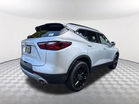 Used 2020 Chevrolet Blazer LT FWD image 3