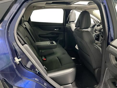 Used 2023 Nissan Ariya AWD image 13