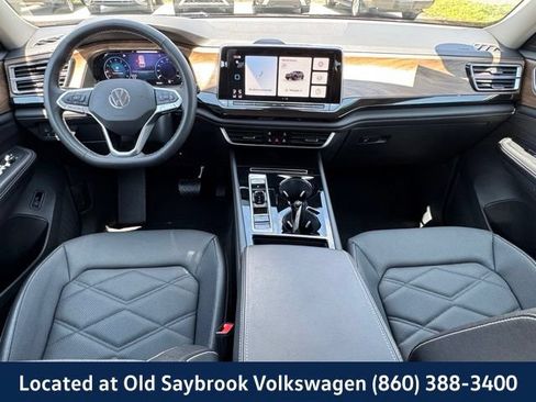 Certified 2025 Volkswagen Atlas SE AWD/4WD image 15