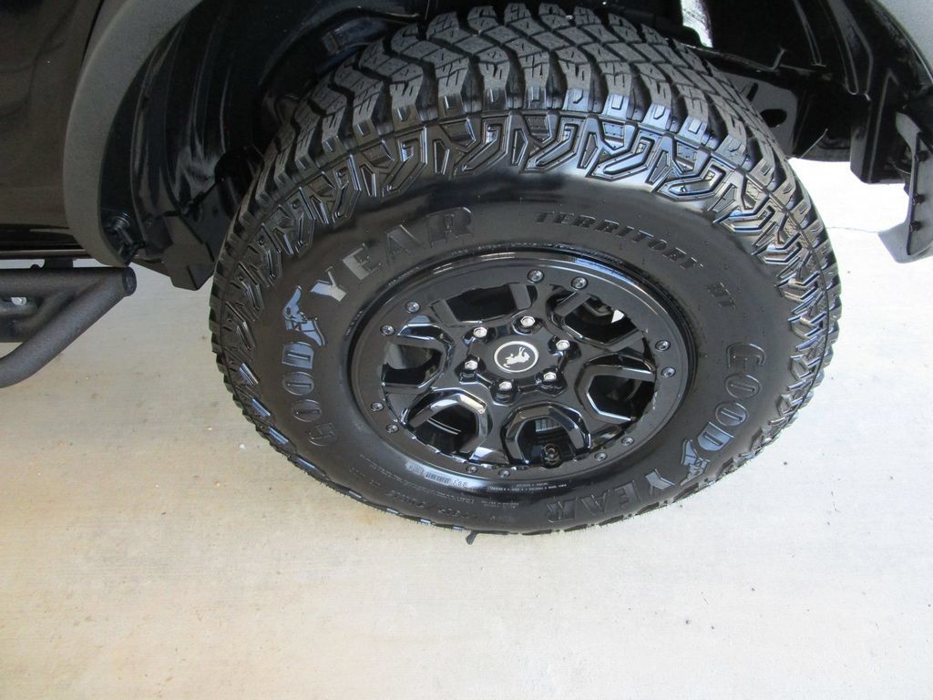 Used 2024 Ford Bronco Wildtrak AWD/4WD image 11