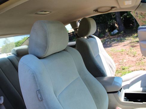 Used 2004 Toyota Solara SE Sport FWD image 34