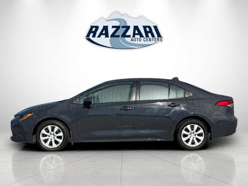 Used 2025 Toyota Corolla LE FWD image 6