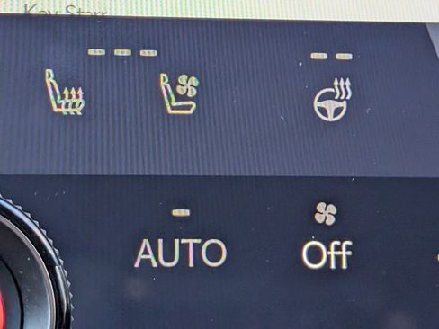 Used 2022 Lexus NX 350h AWD image 28