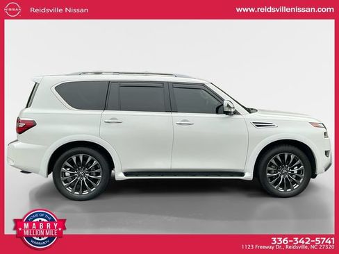 Used 2023 Nissan Armada Platinum w/ Cargo Package AWD/4WD image 7