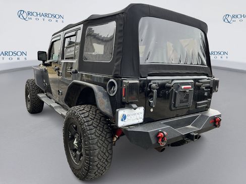 Used 2013 Jeep Wrangler Unlimited Sahara w/ Connectivity Group image 6