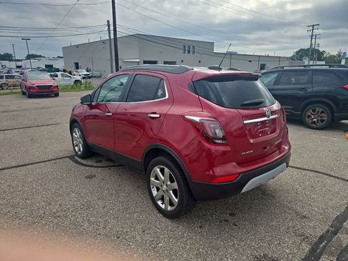 Used 2017 Buick Encore Essence w/ Experience Buick Package FWD image 2