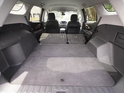 Used 2020 GMC Terrain SLE AWD/4WD image 28