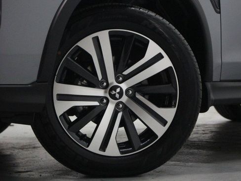 New 2026 Mitsubishi Outlander Sport ES image 3