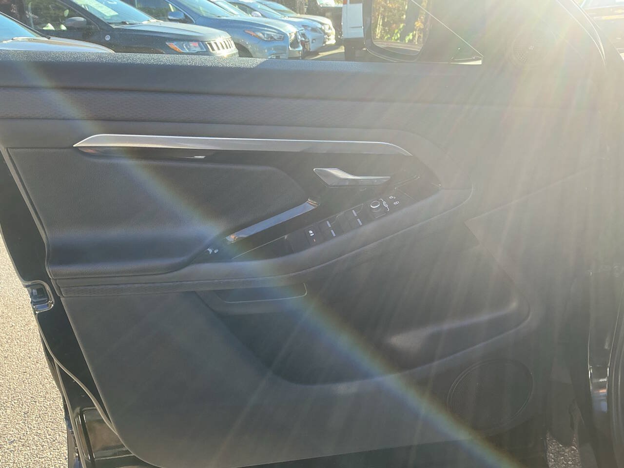 Used 2020 Land Rover Range Rover Evoque S AWD/4WD image 15
