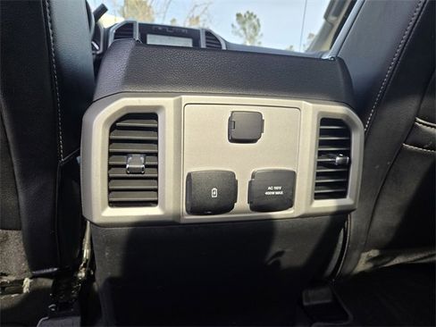 Used 2021 Ford F250 Lariat w/ Lariat Value Package image 12