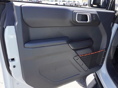 Used 2026 Ford Bronco Raptor AWD/4WD image 16