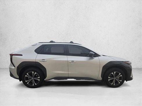 Used 2024 Toyota bZ4X XLE image 4