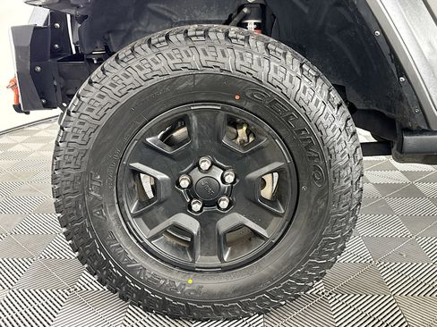 Used 2021 Jeep Gladiator Mojave image 37