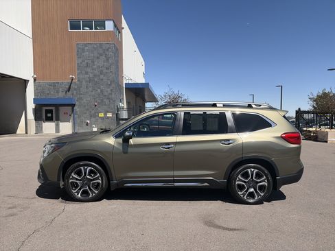 Used 2023 Subaru Ascent Touring AWD/4WD image 8