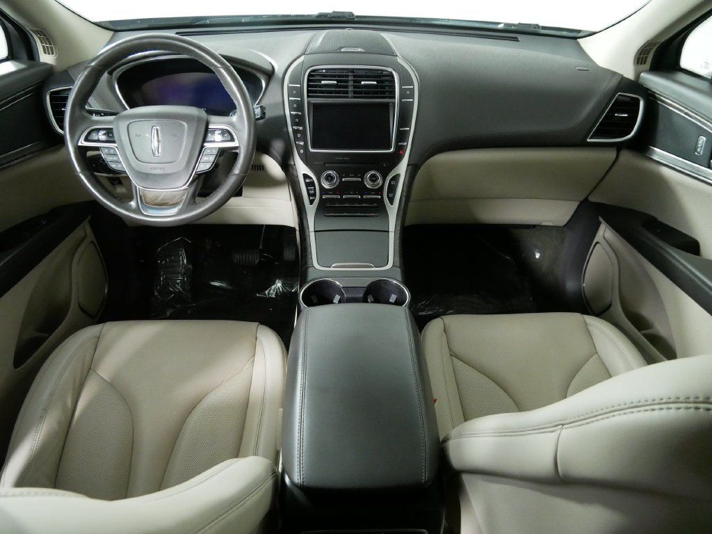 Used 2019 Lincoln Nautilus Select FWD image 19