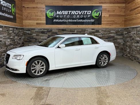 Used 2017 Chrysler 300 Limited w/ 300 Premium Group AWD/4WD image 6