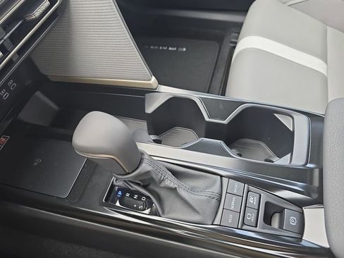 New 2026 Toyota Camry SE w/ Convenience Package image 24