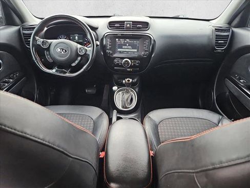 Used 2018 Kia Soul ! image 16