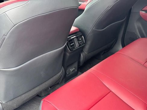 Used 2025 Lexus NX 250 FWD w/ Towing Package (2000 Lbs) image 15