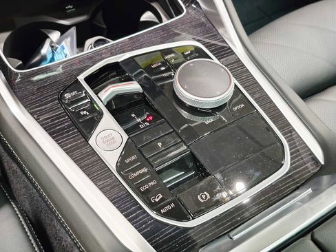 New 2026 BMW X6 xDrive40i image 16