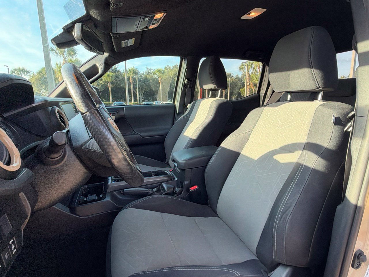 Used 2020 Toyota Tacoma TRD Sport RWD image 6