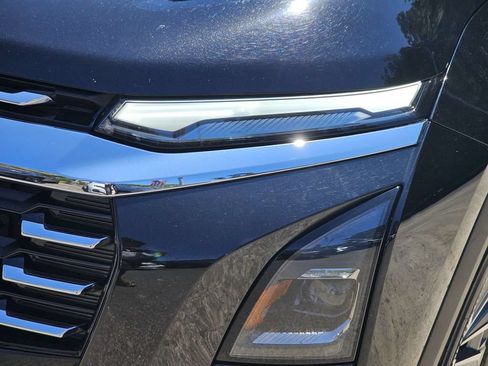 Used 2026 Chevrolet Equinox LT FWD image 10