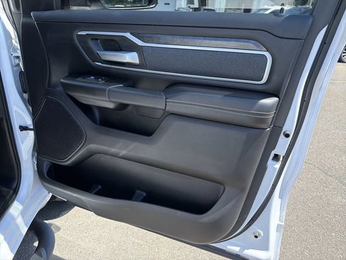 Used 2023 RAM 1500 Big Horn AWD/4WD image 14