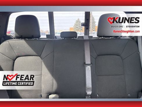 Used 2024 Chevrolet Colorado LT w/ LT Convenience Package II image 32