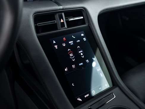 Certified 2024 Porsche Taycan image 16