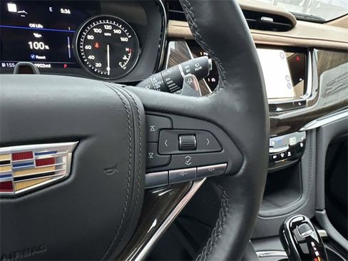 Used 2024 Cadillac XT6 Sport w/ Platinum Package image 47