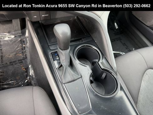 Used 2020 Toyota Camry L w/ Carpet Mat Package image 19