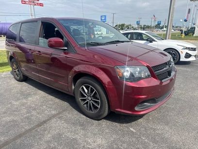 Used 2017 Dodge Grand Caravan SE