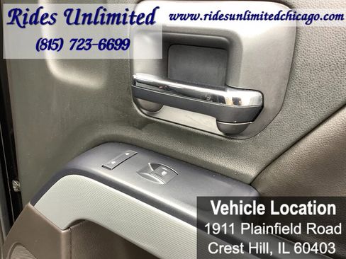 Used 2017 Chevrolet Silverado 1500 LT w/ Midnight Edition AWD/4WD image 30