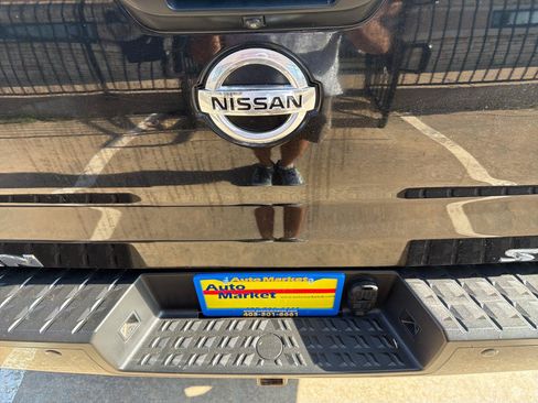 Used 2017 Nissan Titan SV AWD/4WD image 49