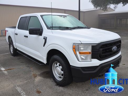 Used 2021 Ford F150 XL w/ Trailer Tow Package image 7