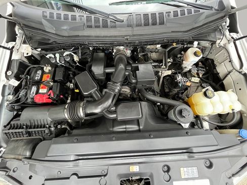 Used 2021 Ford F250 XL w/ Power Equipment Group RWD image 13