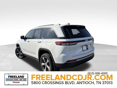 New 2026 Jeep Grand Cherokee Limited w/ Luxury Tech Group II image 5