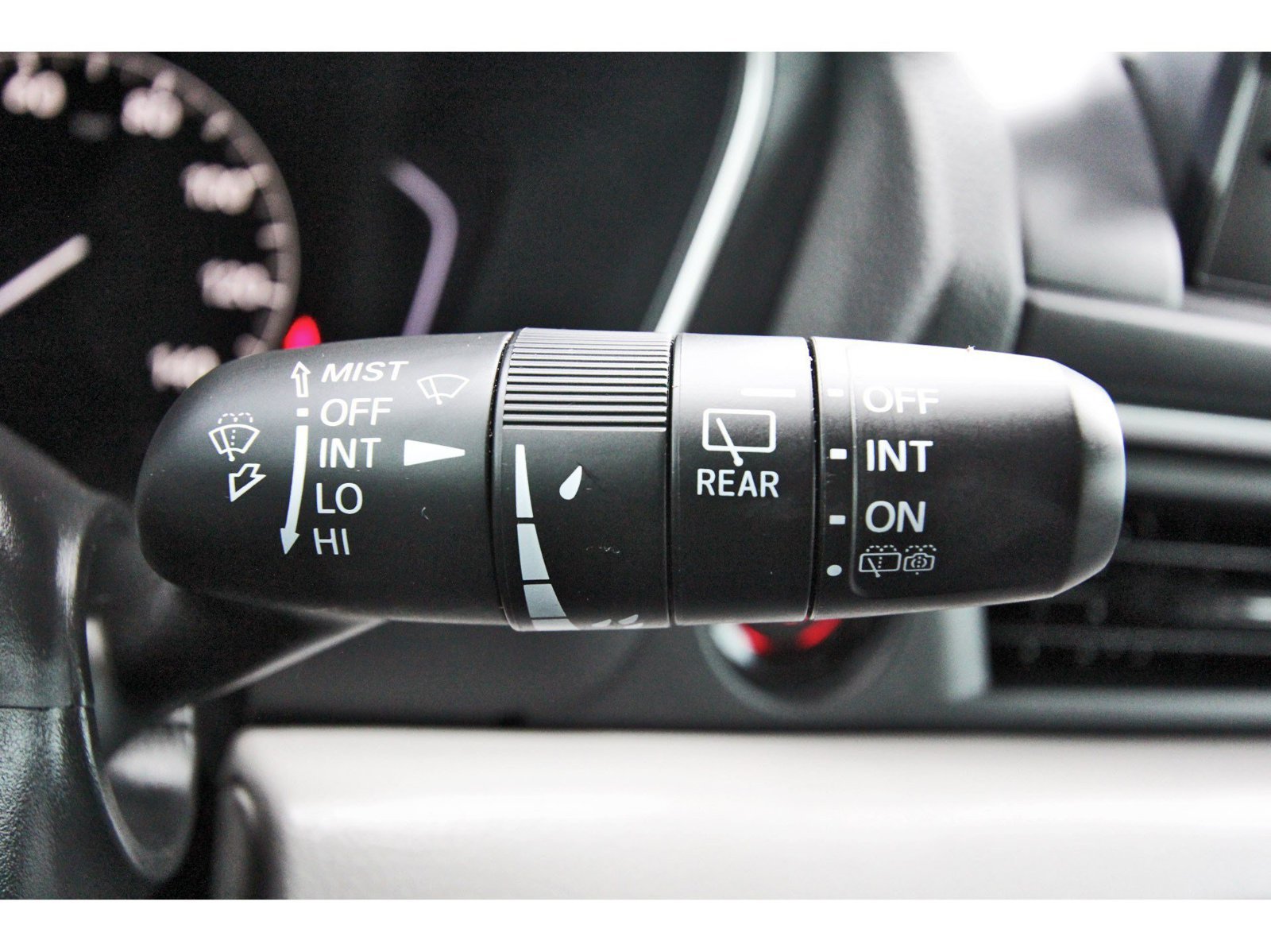 Used 2025 Honda Pilot EX-L image 18