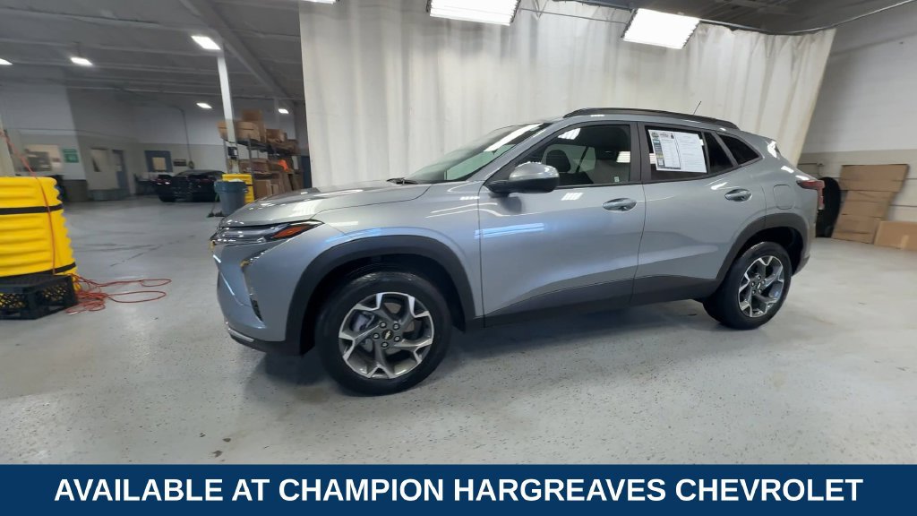 Certified 2024 Chevrolet Trax LT FWD image 6