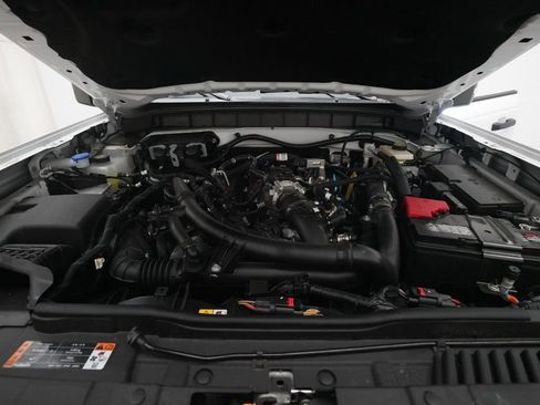 Used 2023 Ford Bronco Wildtrak AWD/4WD image 3