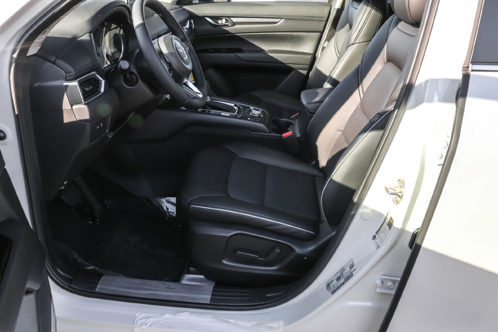 Used 2025 MAZDA CX-5 AWD 2.5 S w/ Select Package image 16