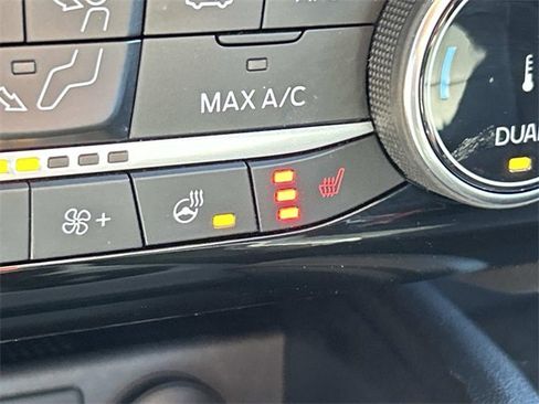 Used 2022 Ford Escape SEL image 27