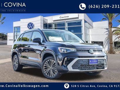 New 2025 Volkswagen Taos SE