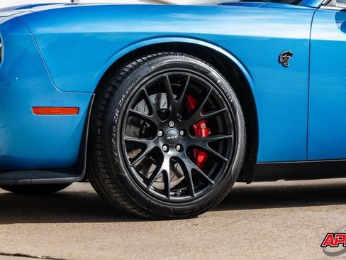 Used 2015 Dodge Challenger SRT Hellcat image 51