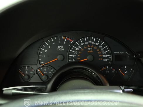 Used 2001 Pontiac Firebird Trans Am RWD image 37