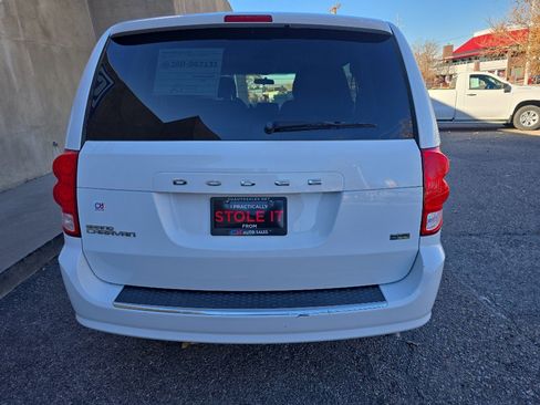 Used 2016 Dodge Grand Caravan SE w/ Quick Order Package 29E SE image 10