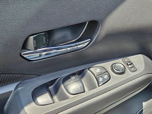 Used 2024 Nissan Kicks SV FWD image 17